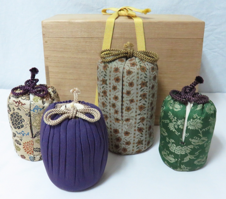古物茶道具カタログ」掲載商品の一部 ※売約済の場合があります