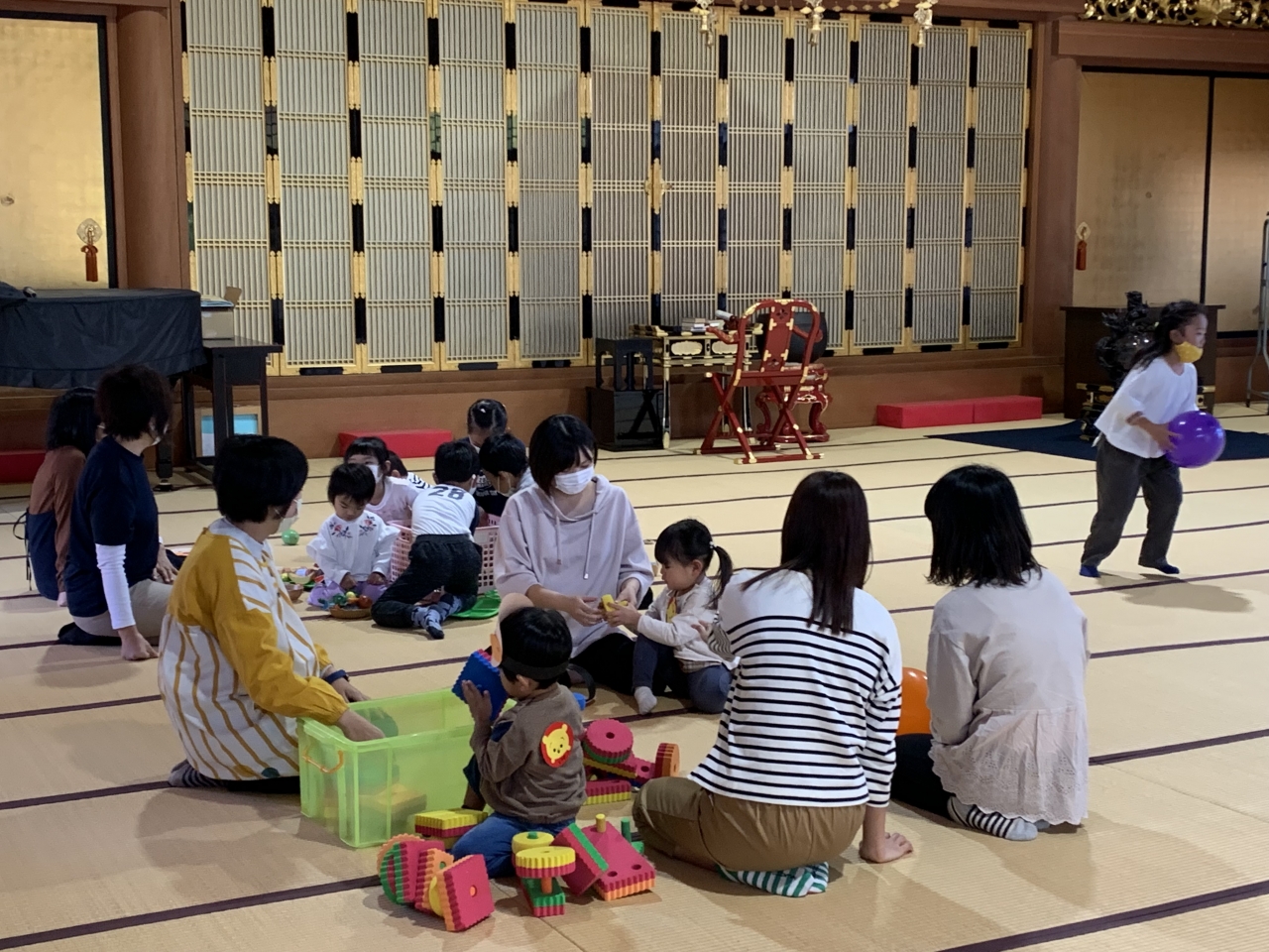 ひろばの様子 学校法人井上学園 飯山中央幼稚園