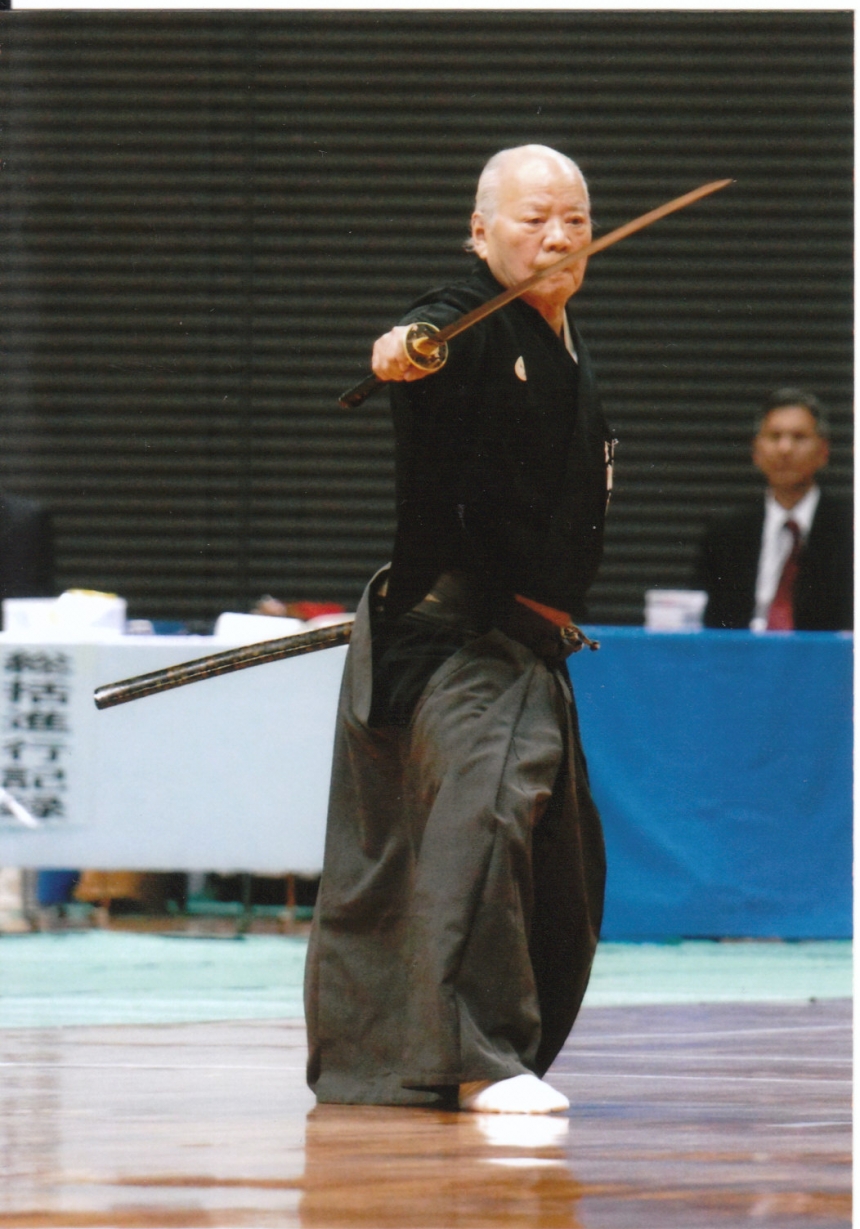 【 居合道範士 大江正路先生顕彰碑建立記念 】 無雙直